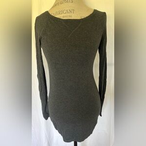 If It Were Me Womens Scoop Neck Sweater in Charcoal Grey Sz XS